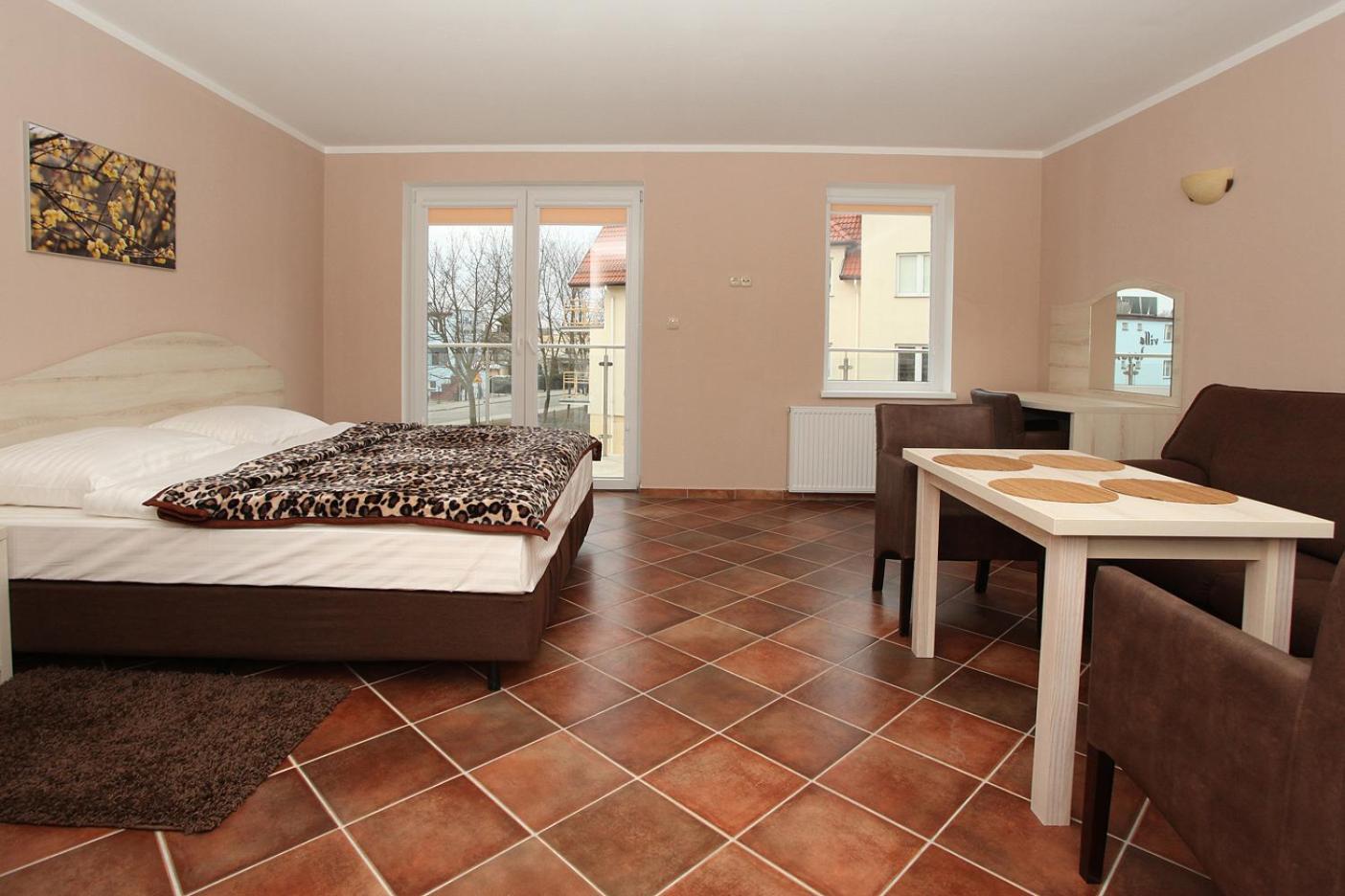 Apartamenty Rok Kolobřeh Exteriér fotografie